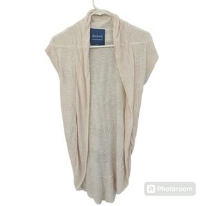 Absolutely Creative Worldwide Cream Colored Short Sleeve Cardigan size small